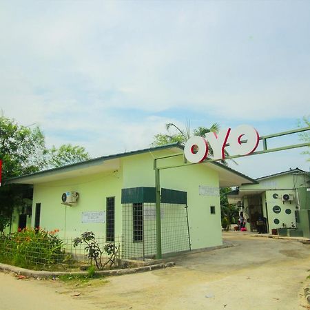 Oyo 1596 Taman Homestay Syariah Dumai Zewnętrze zdjęcie