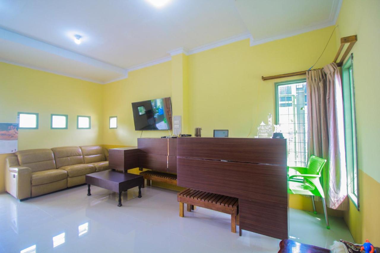 Oyo 1596 Taman Homestay Syariah Dumai Zewnętrze zdjęcie
